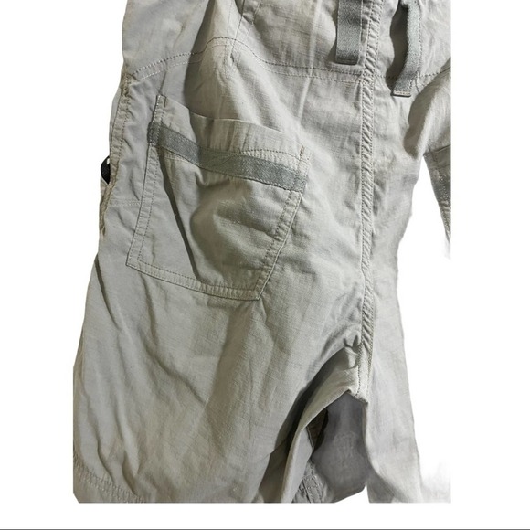 Mountain hard wear hiking shorts beige size 8 - Picture 5 of 8